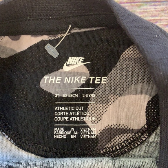 Boys Bundle • Levi’s Fleece Jacket w/Nike Camo Tee • NWT! - Picture 9 of 10